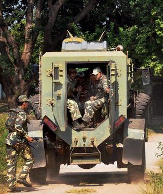 Véhicule de contre-guérilla Véhicule de contre-guérilla