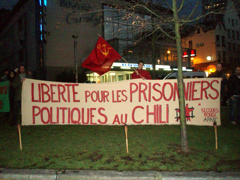 Face au siège du Parti Socialiste à Bruxelles le 16 janvier 2008