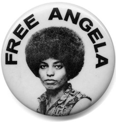 Badge pour Angela Davis Badge pour Angela Davis