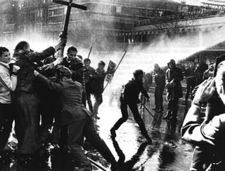 Manifestation contre Springer Manifestation contre Springer