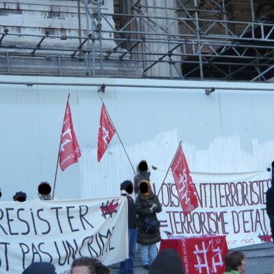 Rassemblement devant le Palais de Justice de Bruxelles le 14 octobre 2009