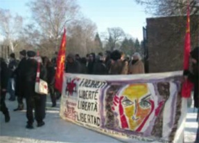La délégation de notre Secours Rouge au 90e anniversaire de l'assassinat de Rosa Luxembourg (janvier 2009)