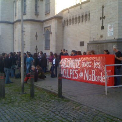 Rassemblement pour les inculpés 'No Border'