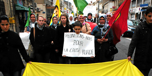Manifestation en soutien aux kurdes en France