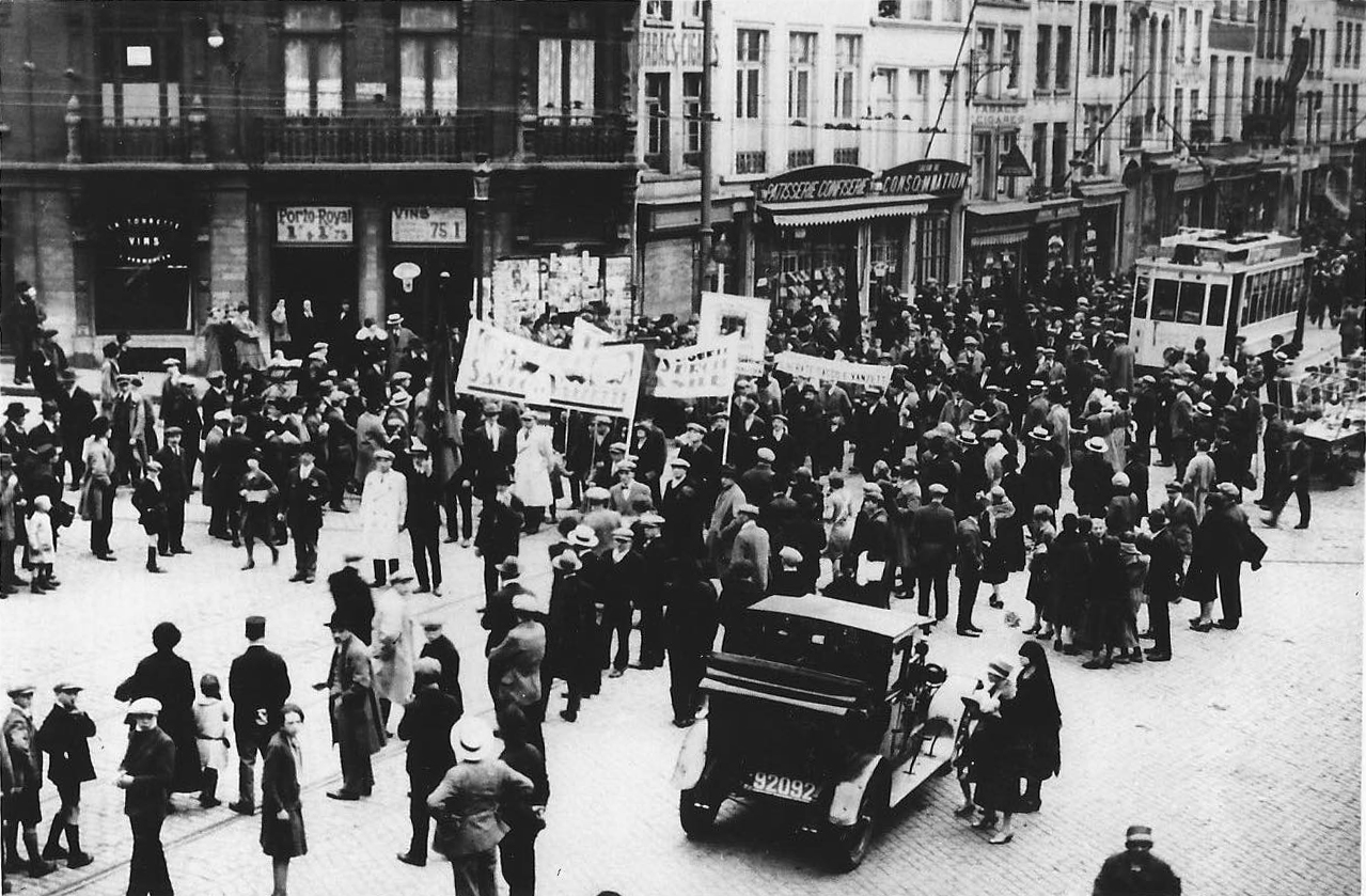 30 mai 1927: Manifestation à Bruxelles du Secours Rouge pour Sacco et Vanzetti 30 mai 1927: Manifestation à Bruxelles du Secours Rouge pour Sacco et Vanzetti