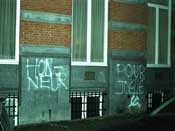 Bombage pour Joëlle Aubron