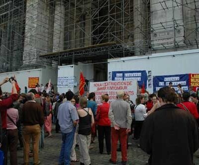 Manifestation pour le DHKP-C