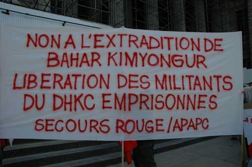 Manifestation pour le DHKP-C