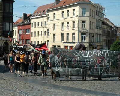 Manif pour les prisonniers en lutte