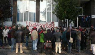 Rassemblement au procès DHKP-C à Anvers