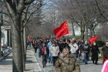Marche en hommage à Joëlle Aubron