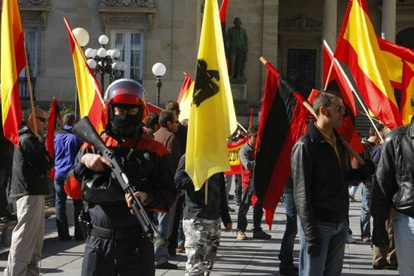 Cortège phalangiste basque