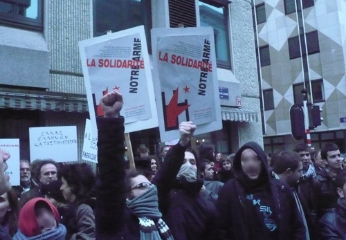 Manif pour les anarchistes grecs