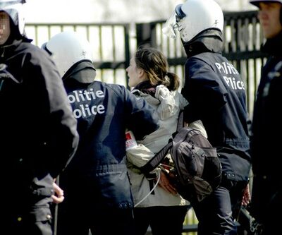 Répression à la manif anti-OTAN