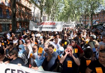 Soutien aux travailleurs de Freescale