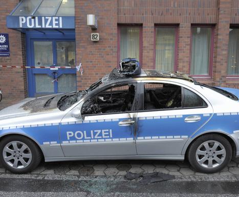 Action contre la police à Hambourg