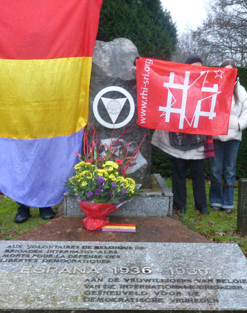 Sur le monument pour les brigadistes Sur le monument pour les brigadistes