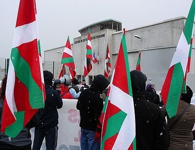 Manifestation pour Lorentxa Guimon