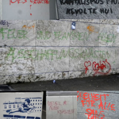 Tags de la manifestation surprise de Zurich