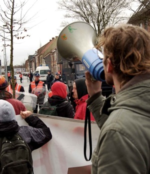 Manifestation contre les centres fermés à Bruges