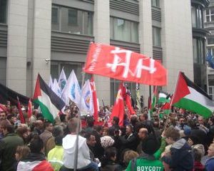 Manifestation à Bruxelles contre l'attaque du convoi humanitaire vers Gaza