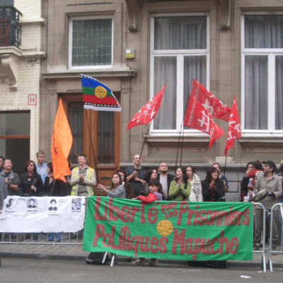 Manifestation pour les Mapuches devant l'ambassade du Chili à Bruxelles