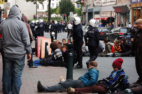 Arrestations à l'euromanifestation syndicale