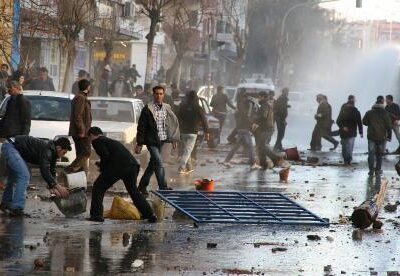 Manifestation en marge du procès à Diyarbakir