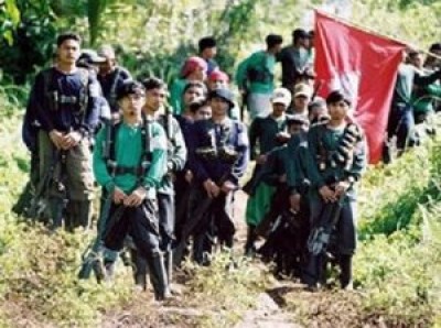 colonne de guérillros maoïstes aux Philippines