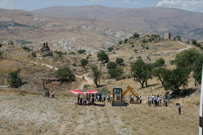 Fouilles d'un charnier en Turquie