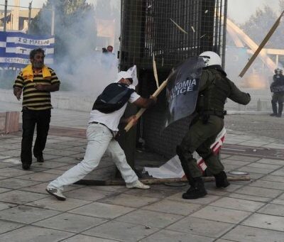 Affrontements à Athènes