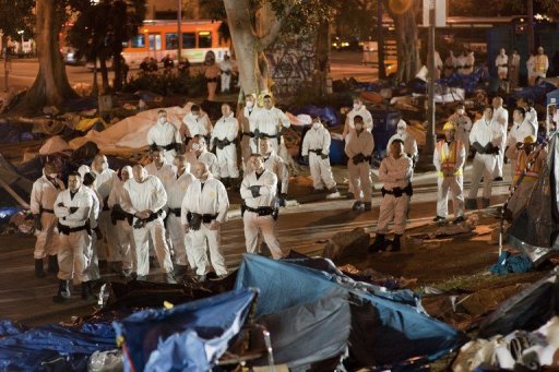 Evacuation d'un camp 'Occupy Wall Street'