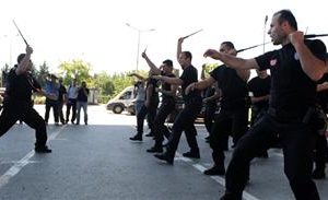 Nouvelles matraques pour la police turque