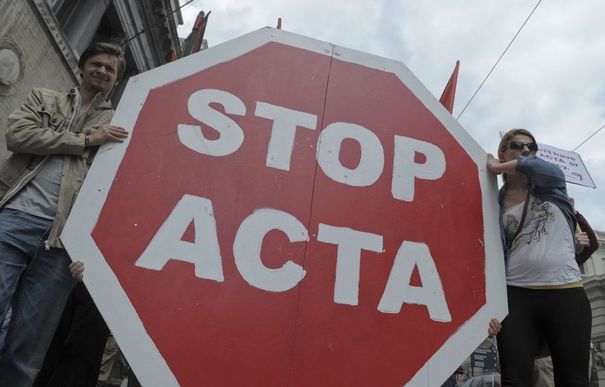 stopacta.jpg