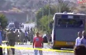 Bus incendié par le PKK