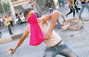 Manifestant à Hébron