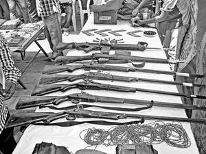 Saisie dans un camp maoïste