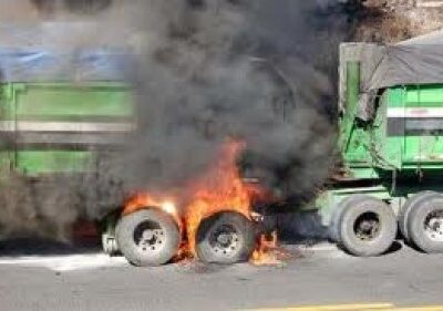 queman_tracto_camion.jpg