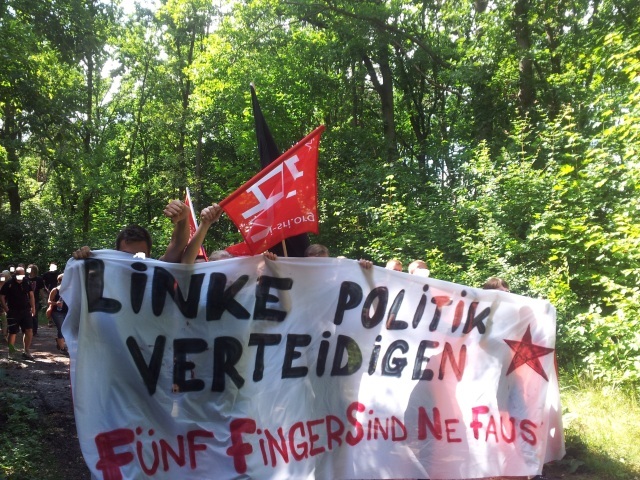 manifestation Ollie Tegel