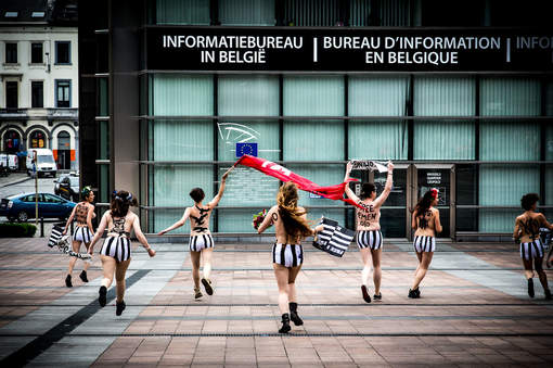 Des militantes de Femen Place du Luxembourg à Bruxelles