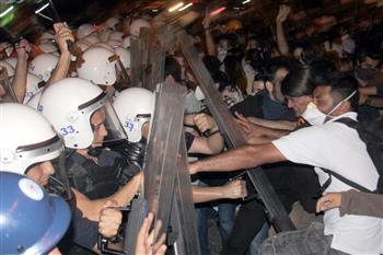 Affrontements à Mersin