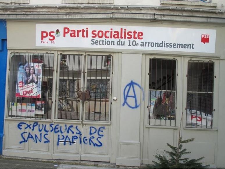 tag anti-PS à Paris