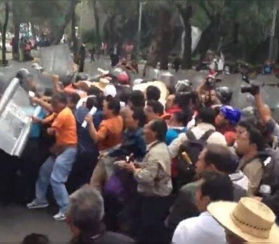 Affrontements sur le Zocalo