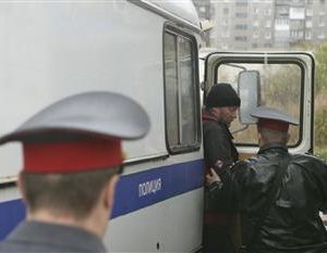 Arrestation d'un militant de Greenpeace