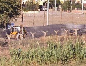 Construction d'un mur à la frontière turco-syrienne