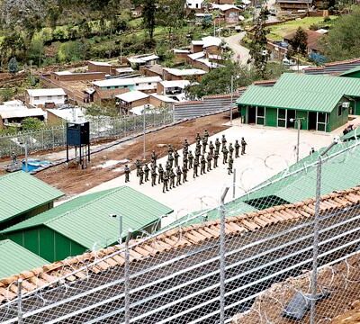 La base de contre-guérilla de Pucyura