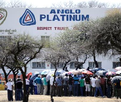 Rassemblement devant l'Anglo American Platinum