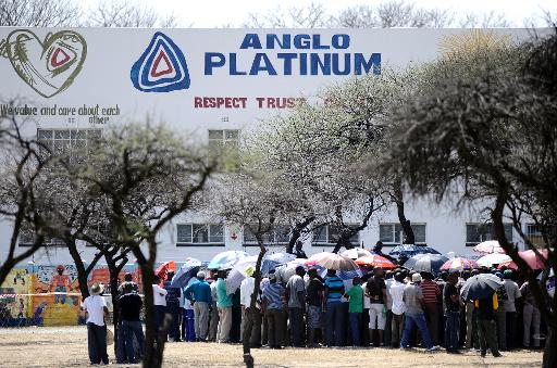 Rassemblement devant l'Anglo American Platinum