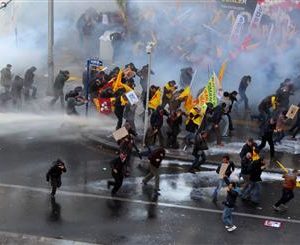 Enseignants réprimés à Ankara