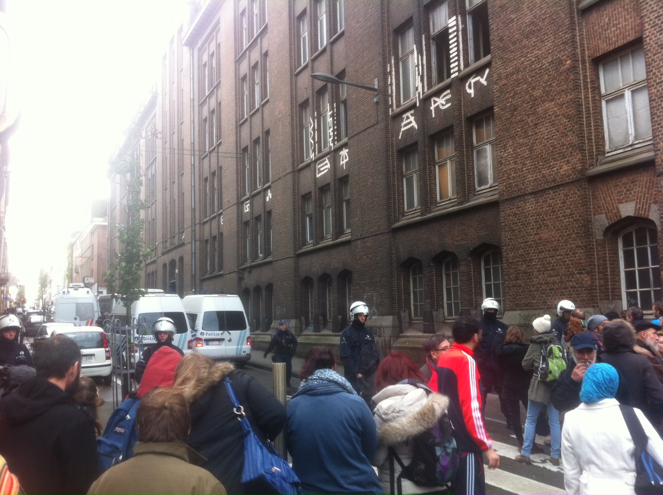 La police expulse le Gésu